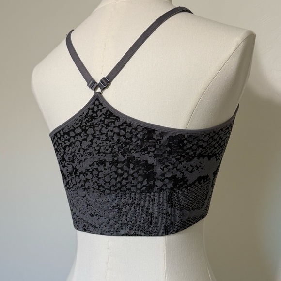 Pro-Fit Seamless Sports Bra Gray / Black Abstract Size Small - Picture 6 of 7